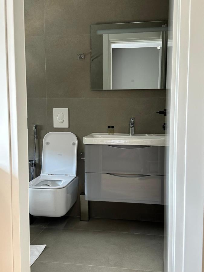 Soin Rooms Tirana Esterno foto