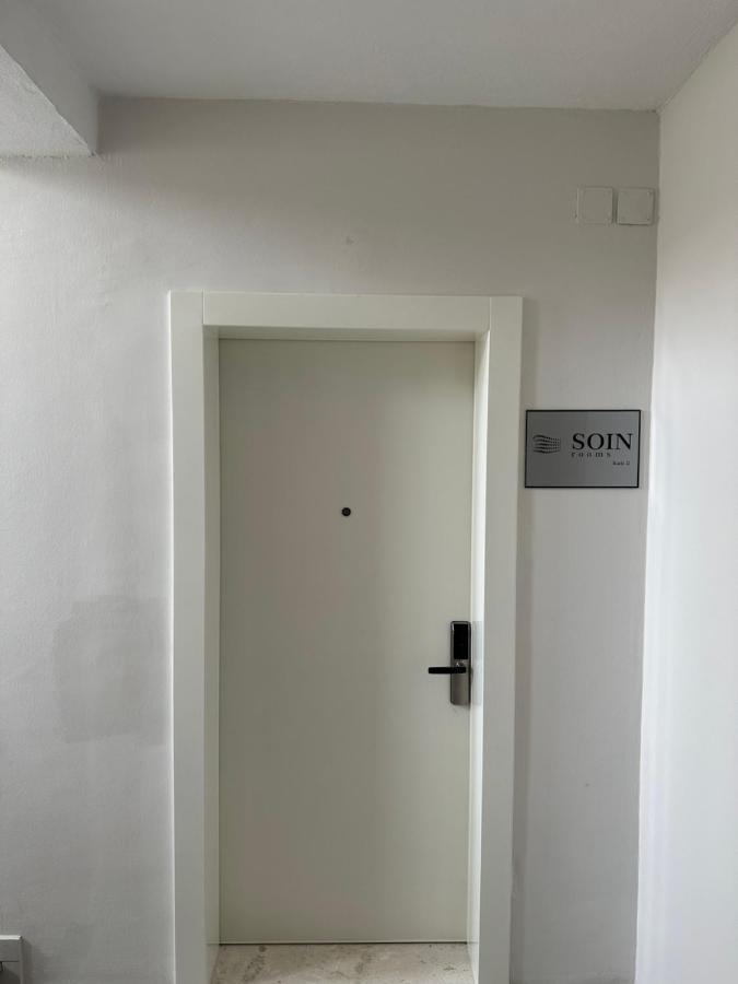 Soin Rooms Tirana Esterno foto