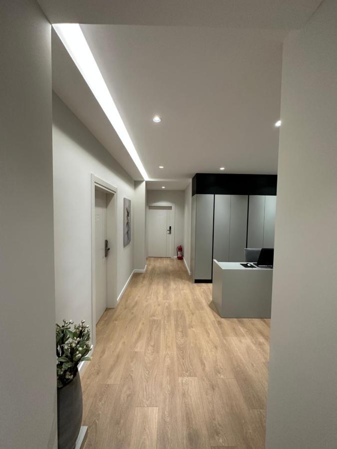 Soin Rooms Tirana Esterno foto