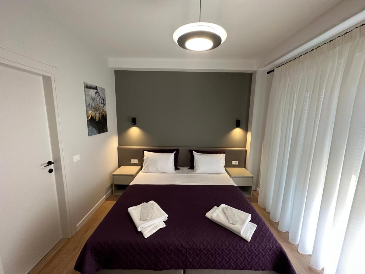 Soin Rooms Tirana Esterno foto