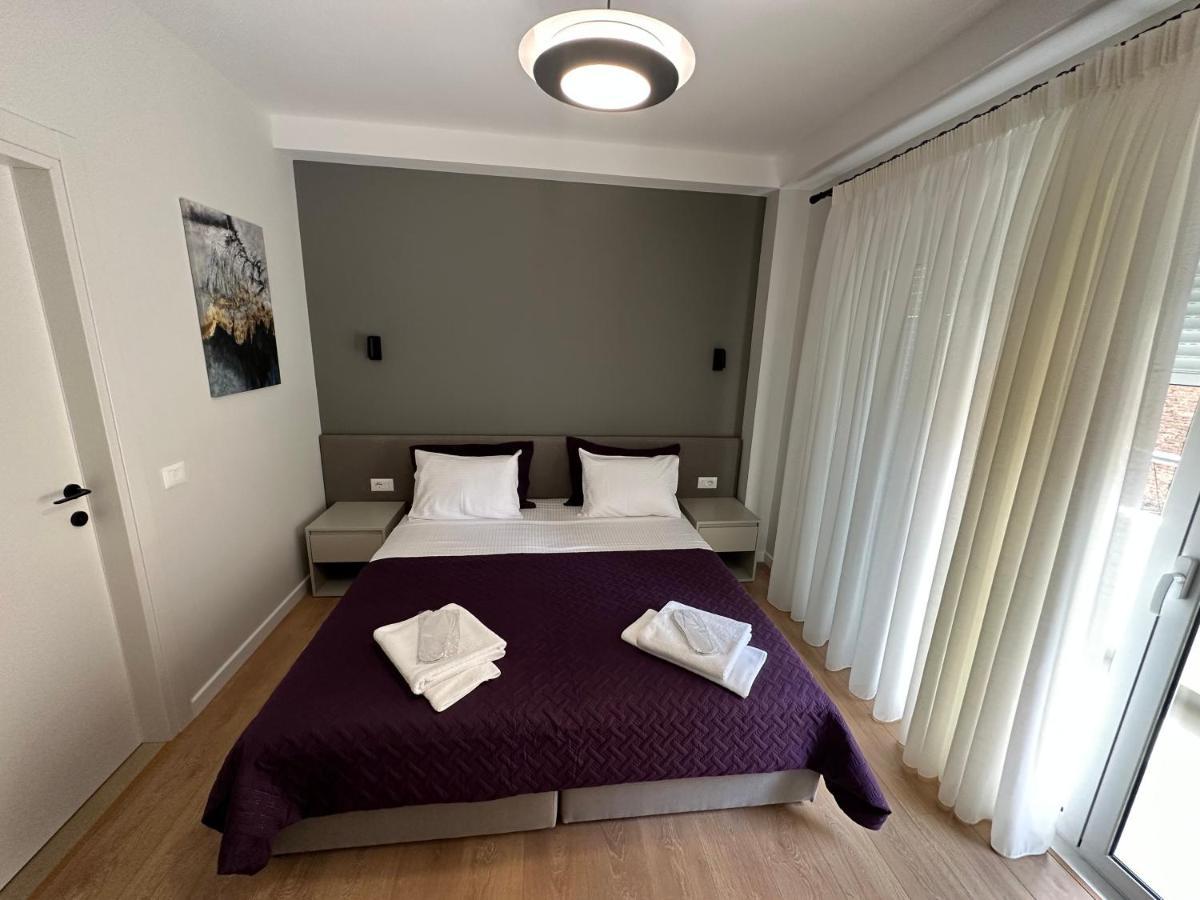 Soin Rooms Tirana Esterno foto